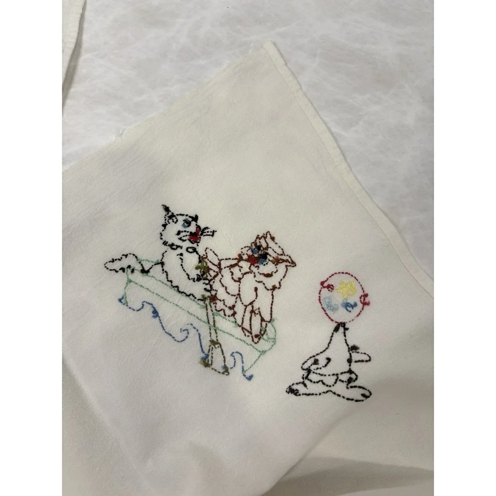 Lot of 2 Vintage Hand Embroidered‎ Linens – Cats Animals Nursery Decor – 34